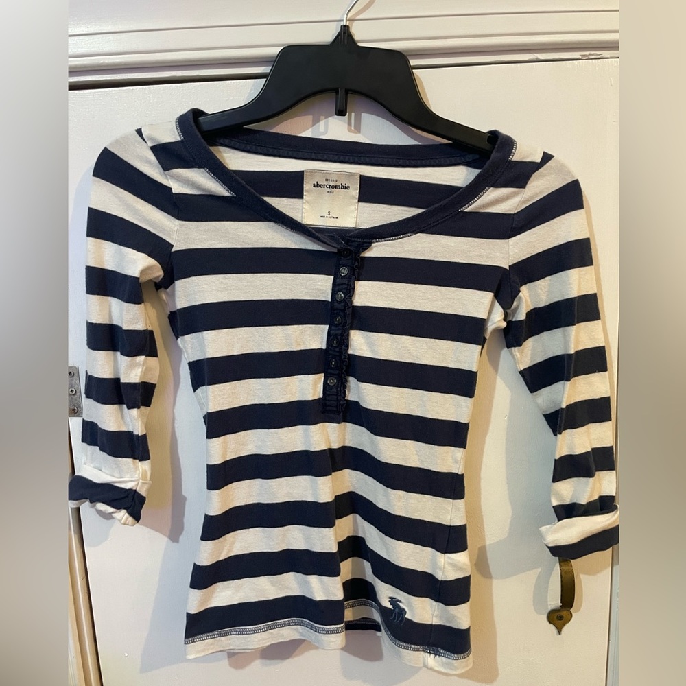 Abercrombie kids long sleeve